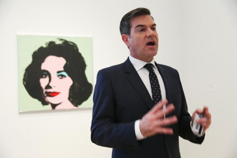 James Rondeau revient à l'Institut de Chicago après un incident d'avion