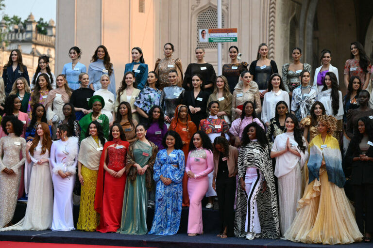 Miss Monde vs Miss Univers : Les différences surprenantes