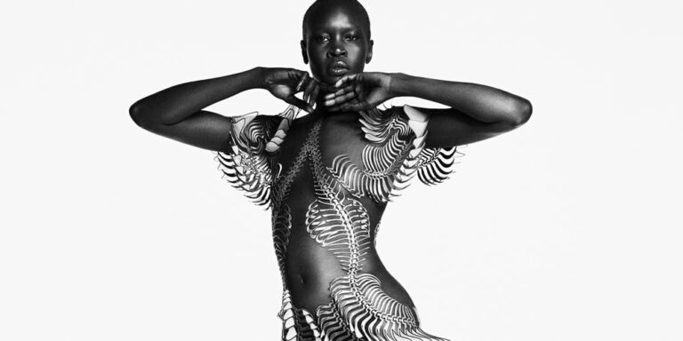 Plongez dans l'univers d'Iris Van Herpen à Rotterdam