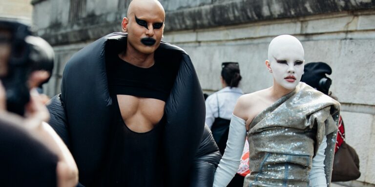 Style de Rue PFW SS26 : Découvrez les Tendance !