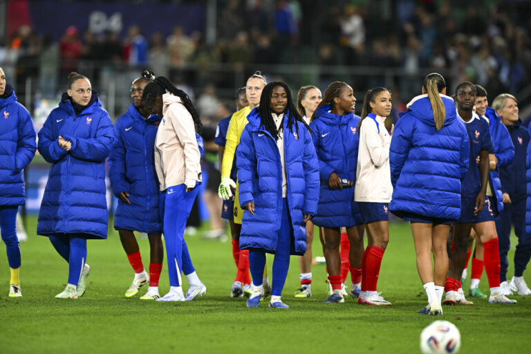 TF1 choisit le foot masculin et écarte les Bleues