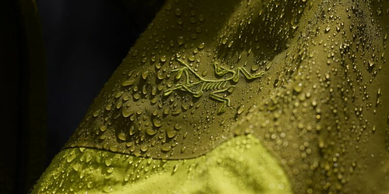 Découvrez la nouvelle veste Beta AR ultra-résistante