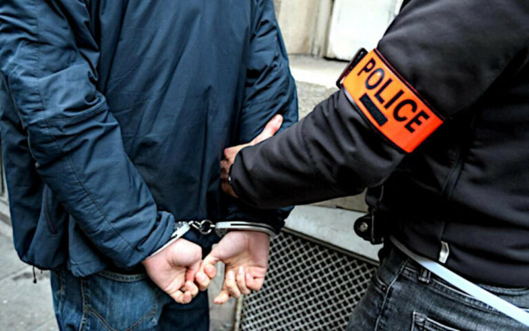 Drame à Paris : un homme tué à l'arme blanche