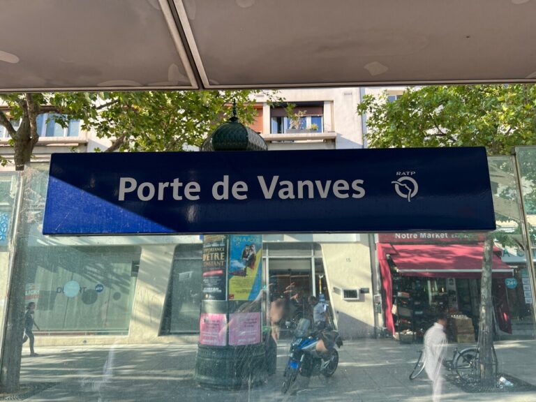 Ma vie sauvée par mon héros dans le tramway à Paris