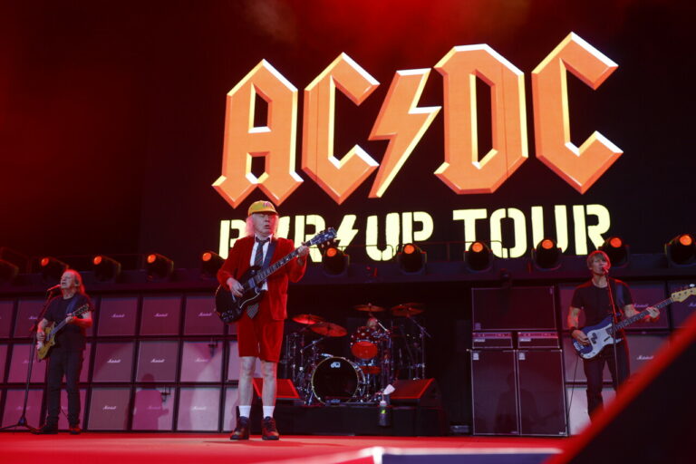 Sécurité renforcée pour AC/DC au Stade de France