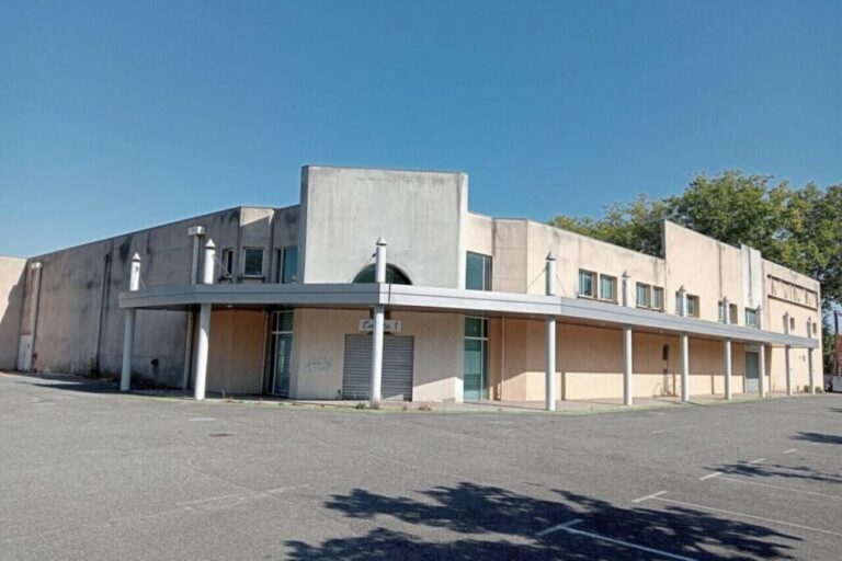 Découvrez Banksy dans un ancien supermarché près de Toulouse !