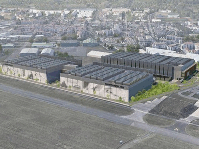 Écologistes contre un gigantesque data center au Bourget