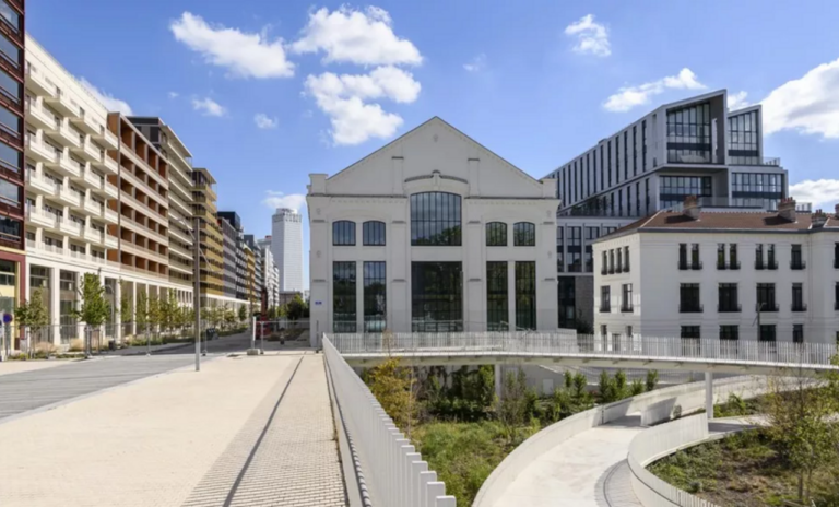 Les 2700 agents refusent le déménagement en Seine-Saint-Denis