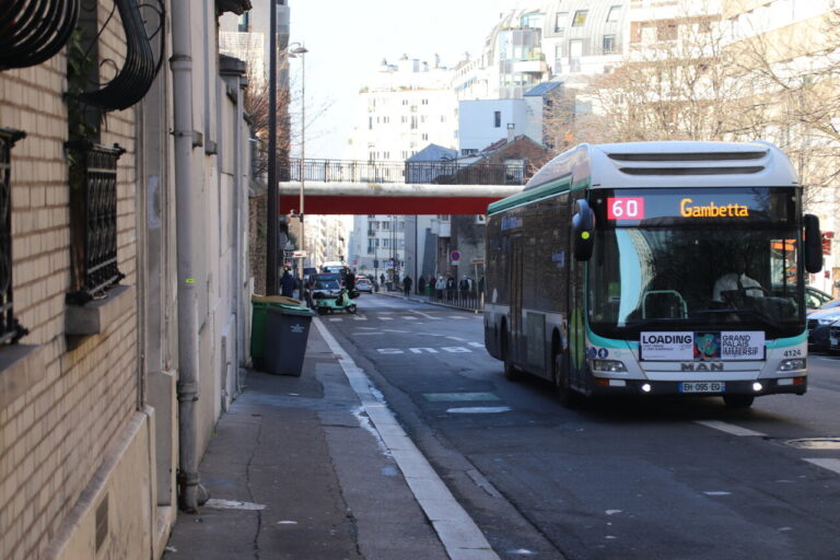 Paris : les soignants à domicile bientôt dans les bus ?