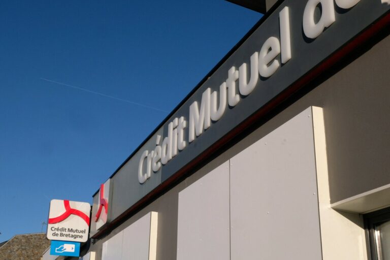 Un jeune éducateur piégé : son compte vendu à un escroc