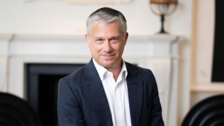 Andrew Wolff Prédit l'Avenir des Données Artistiques