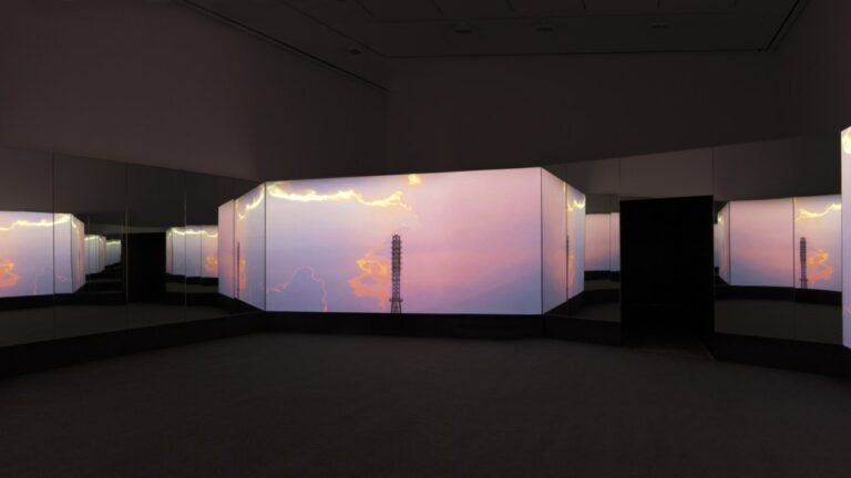 Doug Aitken: Première Expo en Inde le Mois Prochain!