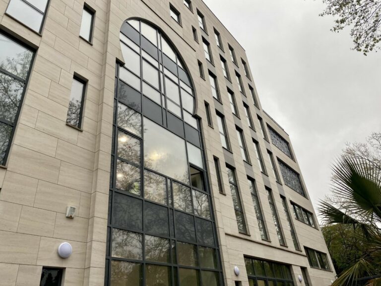 Victoire juridique : la mosquée de Nanterre s'agrandit