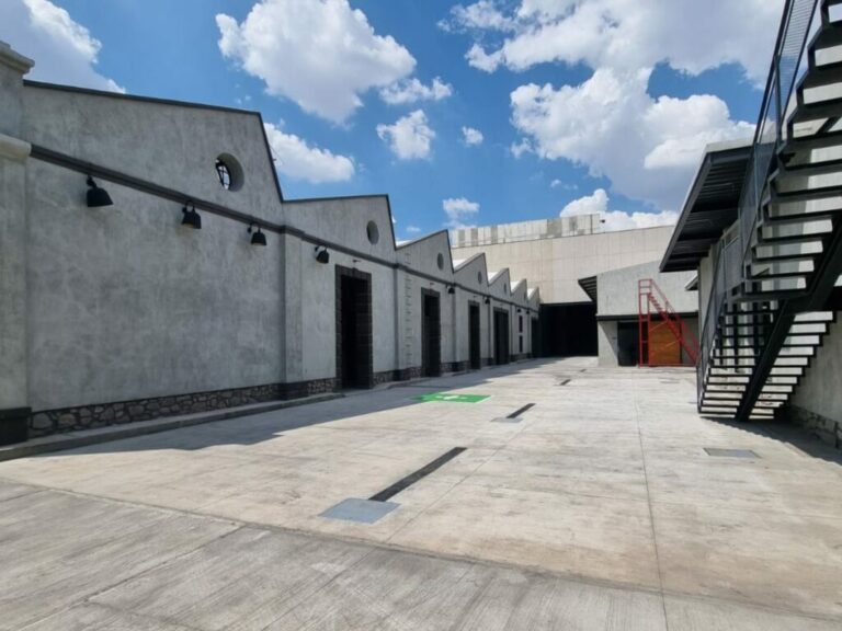 Foire de Matérial CDMX: Lieu Changé, Fans Intrigués!