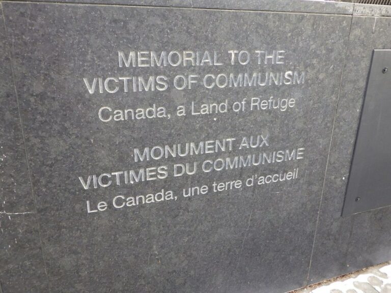 Mémorial canadien: noms retirés, liens nazis révélés