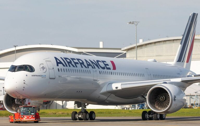 Vol Air France change de cap : mystère avant l'Atlantique