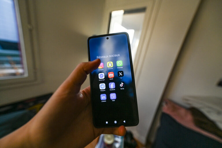 Défi : 15 minutes de lecture sans écran ce mardi !