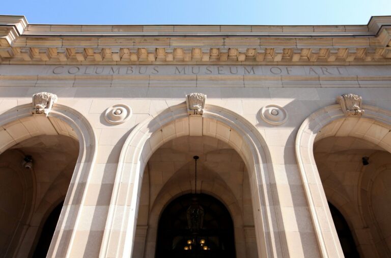 Fumées Chimiques: Malaise au Musée d'Art de Columbus