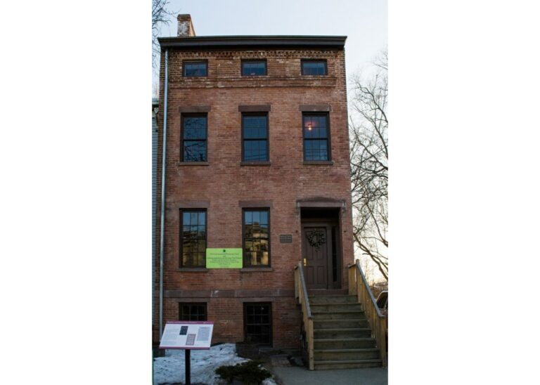 Musée Chemin de Fer Attaque Trump: Subvention Perdue