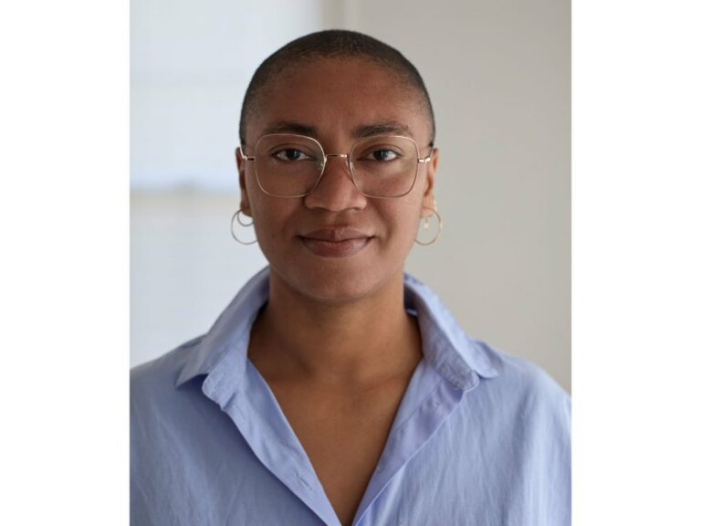 Le Met recrute la star montante de la photo Oluremi !