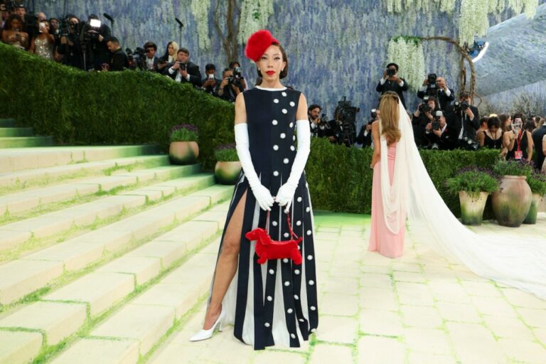 Amy Sherald: Elle Devient Son Chef-d'œuvre au Met Gala