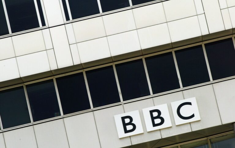 Un ex-journaliste: la BBC cache Banksy à NYC!