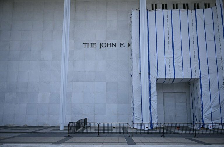 Appel urgent: Trump banni du Kennedy Center?